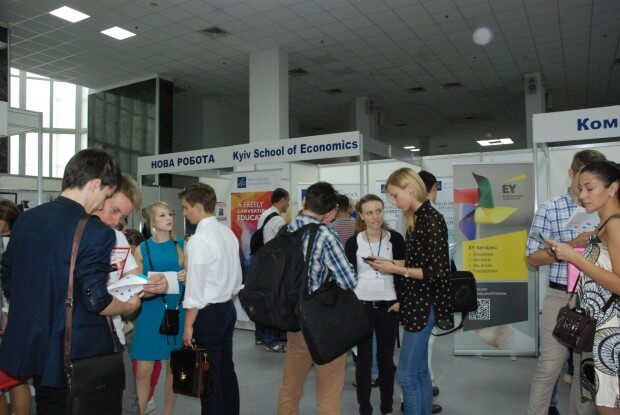 Юрій Логуш розповів «Як швидше дістатися до вершини» на Kyiv Post Employment Fair